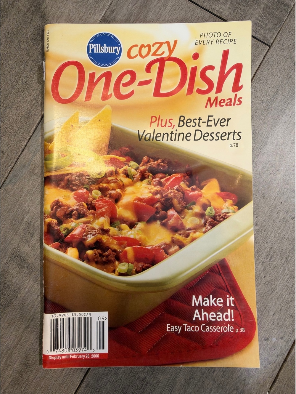 Pillsbury Cozy One-Dish Meals Cookbook with Best-Ever Valentine Desserts